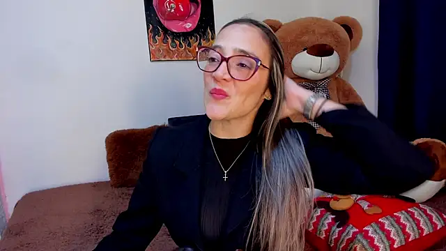 Jessica Herrera  online show from December 18, 2:21 am