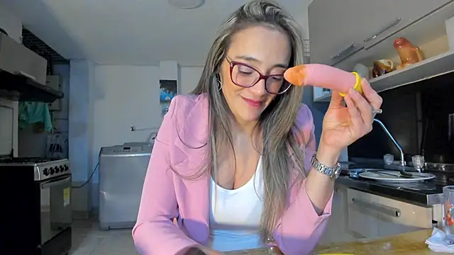 Jessica Herrera  online show from December 28, 2:22 am