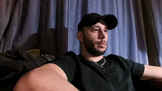 henryaxe online show from December 10, 10:58 pm