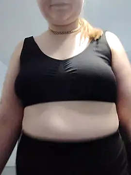 Snapshot of Kiarassecrets chatting on March 30, 5:47 pm Kiarassecrets online show from March 30, 5:47 pm