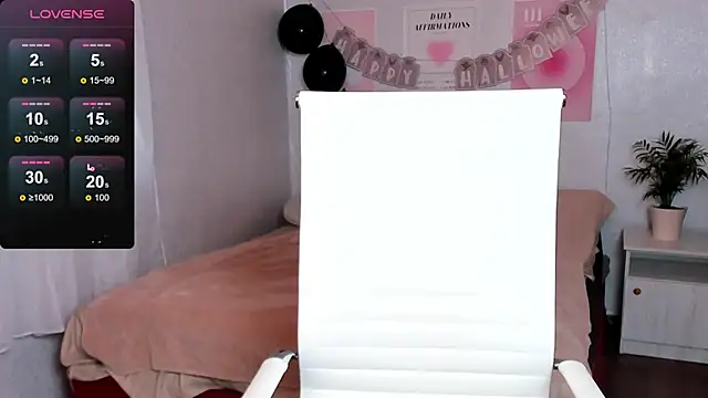 Snapshot of Geisha_Anna chatting on October 31, 5:19 am Geisha Anna online show from October 31, 5:19 am