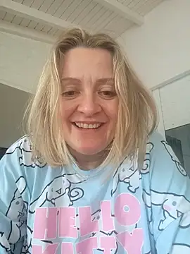 lady charlyne online show from January 17, 11:38 am