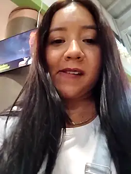 alexa pariss online show from February 28, 8:21 pm