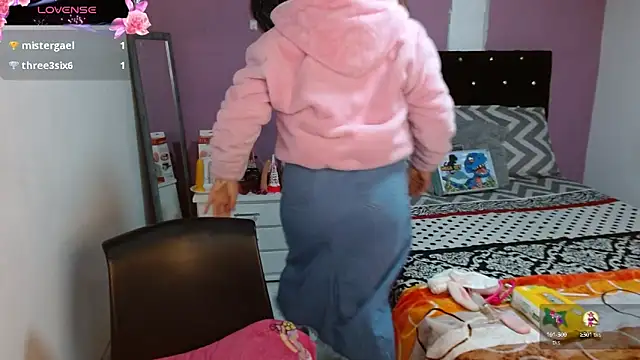 soniafuckboobs online show from January 27, 6:09 pm