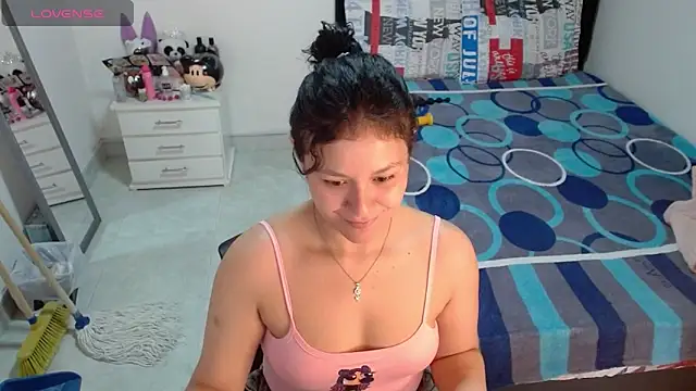 soniafuckboobs online show from April 13, 12:10 pm