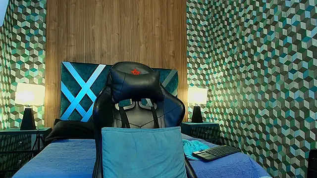 Michael magno online show from October 4, 9:24 pm