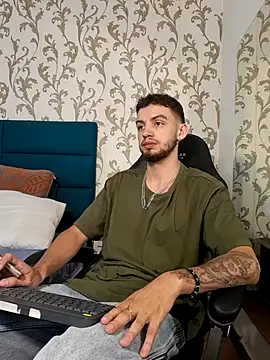 Michael magno online show from March 19, 6:56 pm