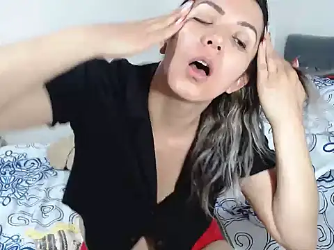 Chantal hott online show from December 12, 5:20 am