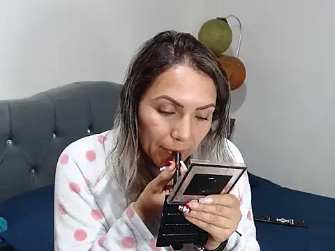 Chantal hott online show from December 22, 10:47 pm