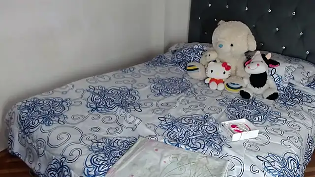 Snapshot of Chantal_hott chatting on March 31, 8:31 pm Chantal hott online show from March 31, 8:31 pm