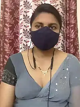 Snapshot of Indian-Indhuja chatting on December 4, 1:47 am Indian-Indhuja online show from December 4, 1:47 am