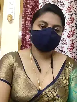 Snapshot of Indian-Indhuja chatting on December 9, 2:13 am Indian-Indhuja online show from December 9, 2:13 am