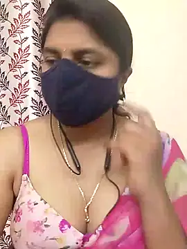 Snapshot of Indian-Indhuja chatting on December 13, 7:04 am Indian-Indhuja online show from December 13, 7:04 am