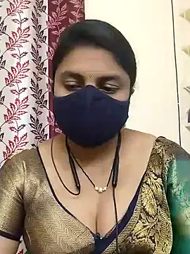 Snapshot of Indian-Indhuja chatting on December 18, 8:09 am Indian-Indhuja online show from December 18, 8:09 am