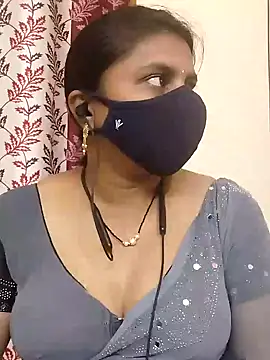 Snapshot of Indian-Indhuja chatting on December 19, 9:51 am Indian-Indhuja online show from December 19, 9:51 am