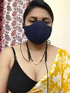 Snapshot of Indian-Indhuja chatting on January 6, 2:26 am Indian-Indhuja online show from January 6, 2:26 am