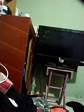 Snapshot of MauBisexualErotik chatting on February 17, 2:19 am MauBisexualErotik online show from February 17, 2:19 am