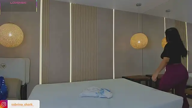 sabrina shark  online show from September 12, 2:00 am