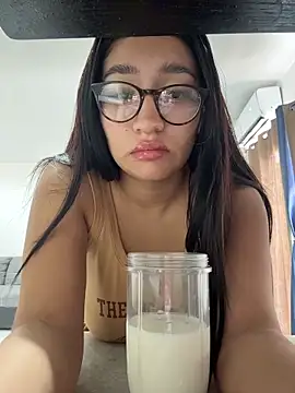 Sexyedith09 online show from May 14, 5:42 pm