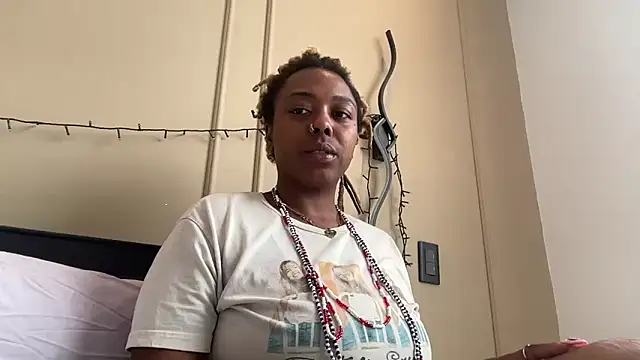Snapshot of ChocolateCakeQueen chatting on March 11, 4:29 pm ChocolateCakeQueen online show from March 11, 4:29 pm