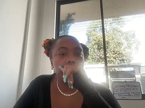 ChocolateCakeQueen online show from September 28, 7:41 pm