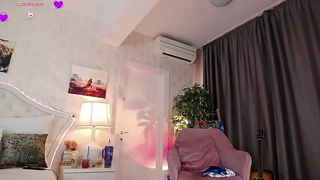 Snapshot of IreneHope chatting on March 26, 9:48 am IreneHope online show from March 26, 9:48 am