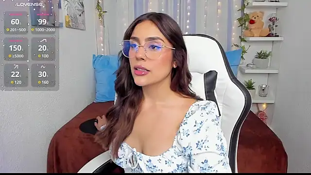 HazzelGray online show from February 11, 3:40 pm