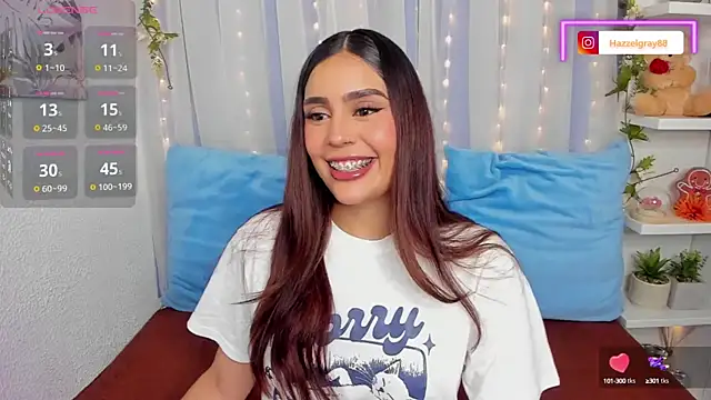 Snapshot of HazzelGray chatting on September 24, 1:36 pm HazzelGray online show from September 24, 1:36 pm