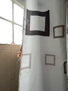 Snapshot of hannahb-e chatting on September 30, 5:29 pm hannahb-e online show from September 30, 5:29 pm