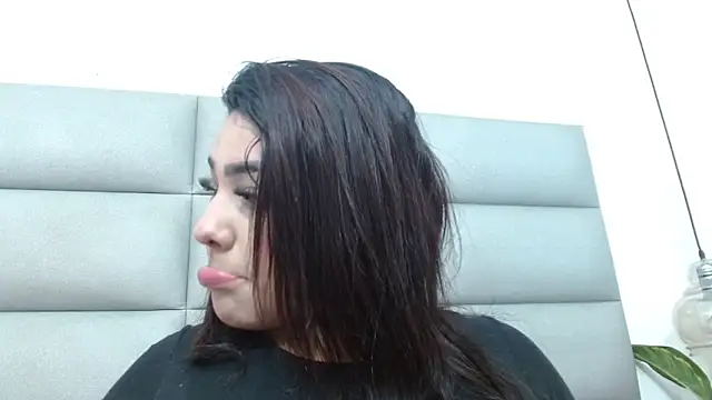 emily brontee  online show from October 4, 12:58 pm