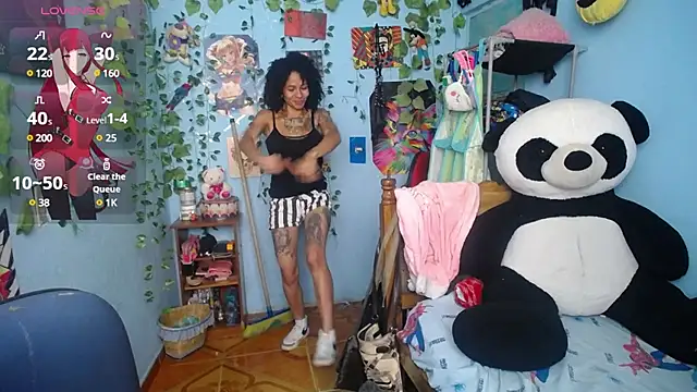 nicole ink online show from January 4, 7:44 pm