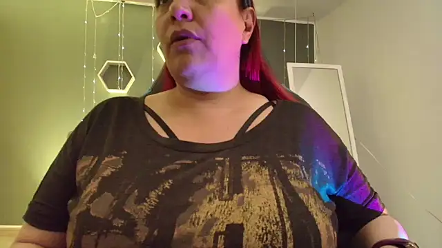 Sammy owens  online show from January 11, 3:42 pm