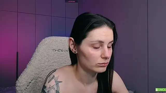 Snapshot of elizawetty chatting on January 31, 1:33 am elizawetty online show from January 31, 1:33 am
