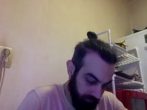 Snapshot of KalebConnor chatting on February 9, 7:40 pm KalebConnor online show from February 9, 7:40 pm