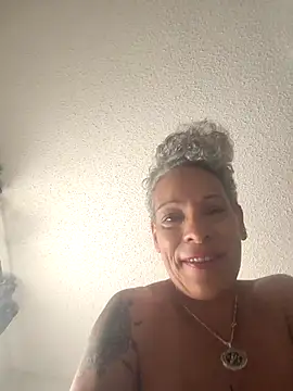 CeceilaMoon online show from March 17, 4:54 pm