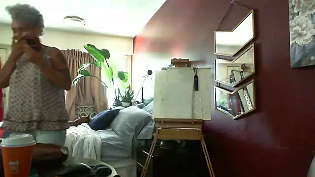 CeceilaMoon online show from July 9, 4:33 pm