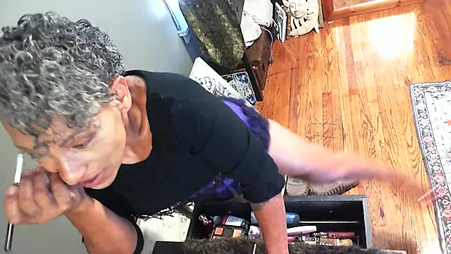 CeceilaMoon online show from July 23, 3:43 pm