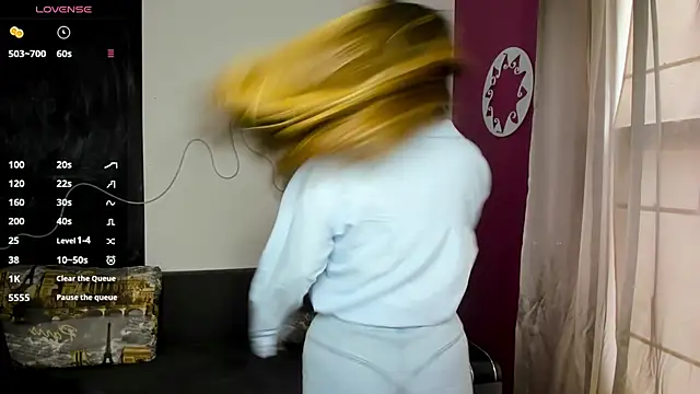 IsabellaBler online show from March 20, 12:43 pm