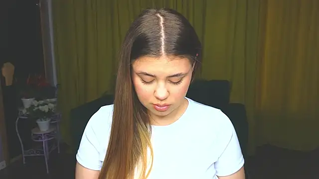 IsabellaBler online show from May 11, 11:38 am
