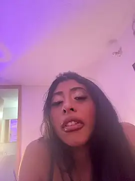 Snapshot of canela_10 chatting on October 21, 3:07 am canela 10 online show from October 21, 3:07 am