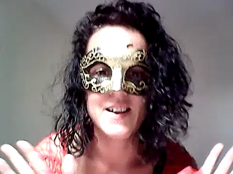 Snapshot of Masquegirlmysterious chatting on September 29, 12:43 pm Masquegirlmysterious online show from September 29, 12:43 pm