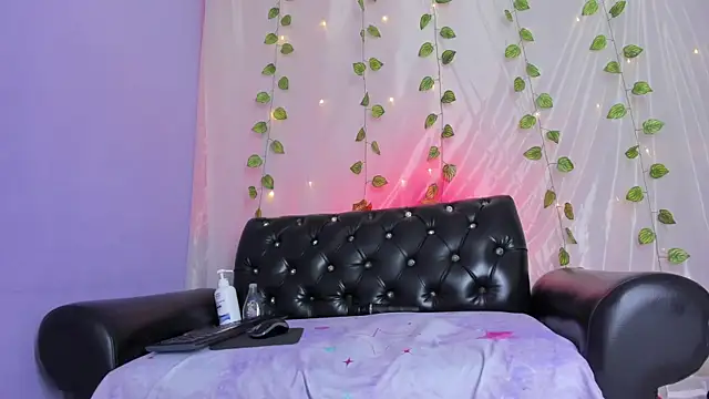 mara naughty4u online show from January 13, 8:47 am