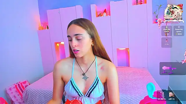 Snapshot of angelikarose1 chatting on December 27, 3:31 am angelikarose1 online show from December 27, 3:31 am