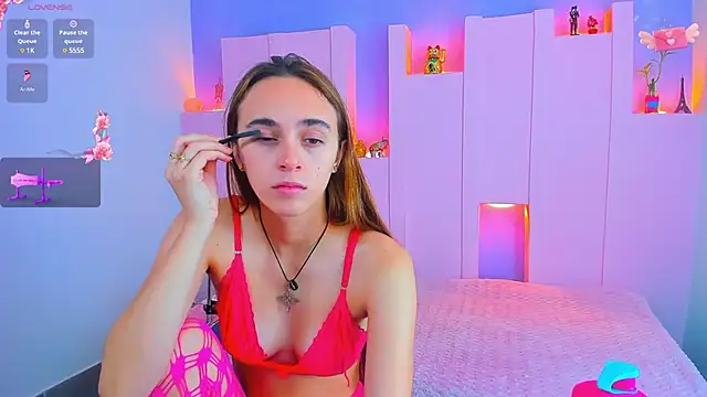 Snapshot of angelikarose1 chatting on January 14, 3:11 am angelikarose1 online show from January 14, 3:11 am