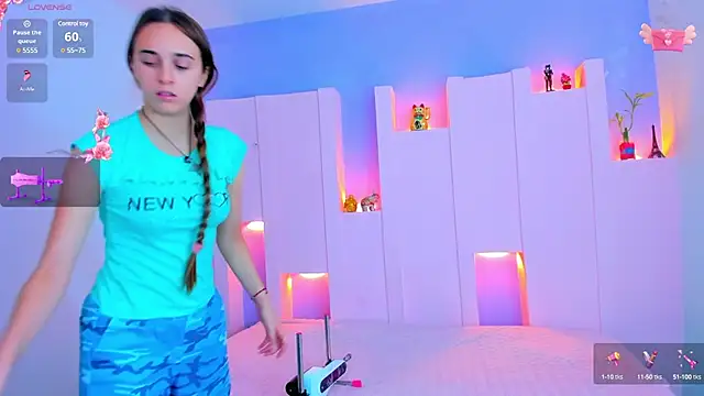 Snapshot of angelikarose1 chatting on January 21, 3:04 am angelikarose1 online show from January 21, 3:04 am