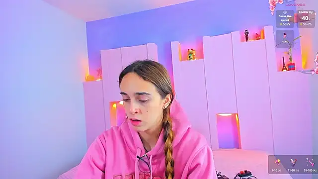 Snapshot of angelikarose1 chatting on February 10, 3:24 am angelikarose1 online show from February 10, 3:24 am