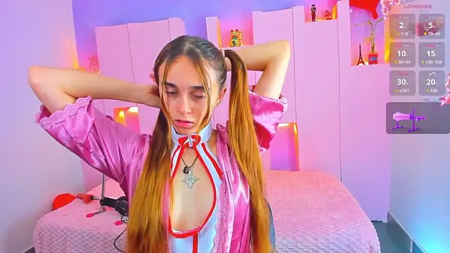 Snapshot of angelikarose1 chatting on February 16, 3:47 am angelikarose1 online show from February 16, 3:47 am