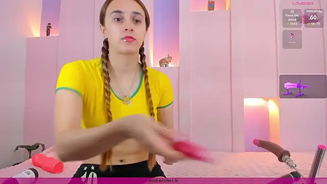 Snapshot of angelikarose1 chatting on October 2, 10:28 pm angelikarose1 online show from October 2, 10:28 pm