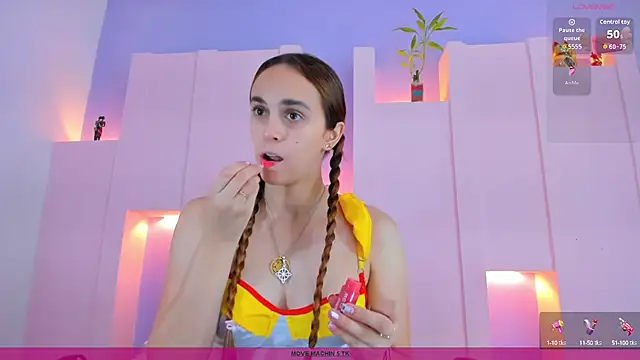 Snapshot of angelikarose1 chatting on October 6, 3:59 am angelikarose1 online show from October 6, 3:59 am