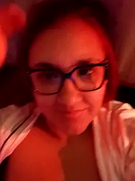 Snapshot of Isabella_Du chatting on May 5, 3:36 am Isabella Du online show from May 5, 3:36 am